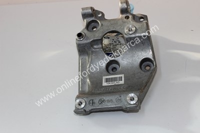 Focus/ Fiesta/ Fusion/ Cmax Şarj Dinamosu Alternatör Bağlantı Braketi Klimalı (2S61 10K360 AD) - 1