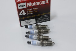Platinum Buji Tk. SP 411 AYFS22 FM - 2U7J12405AA - 2